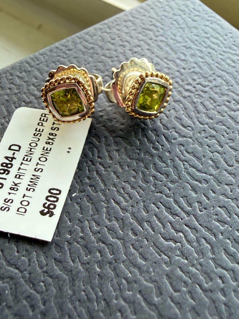 LAGOS Rittenhouse 18K Gold Peridot Stud